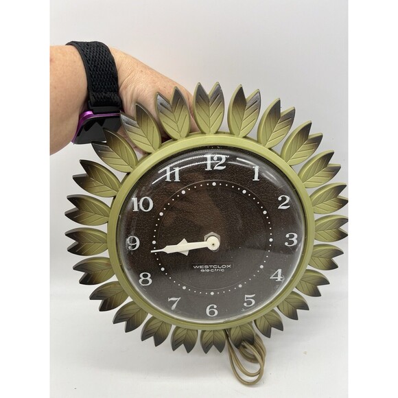Vintage Westclox Electric Wall Clock Green Leaf MCM Floral Flower READ DESCRIP! - Picture 13 of 13